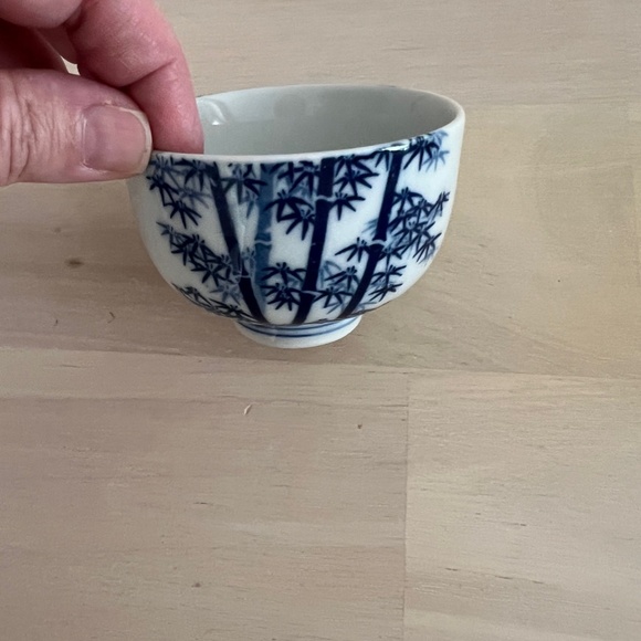 Blue & White Japanese Teacup Bamboo Pattern Made in Japan - Picture 4 of 7